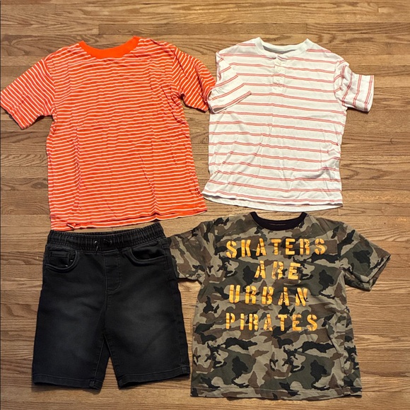 Assorted Tees Kids Tee and a Pair of Shorts - Picture 1 of 8